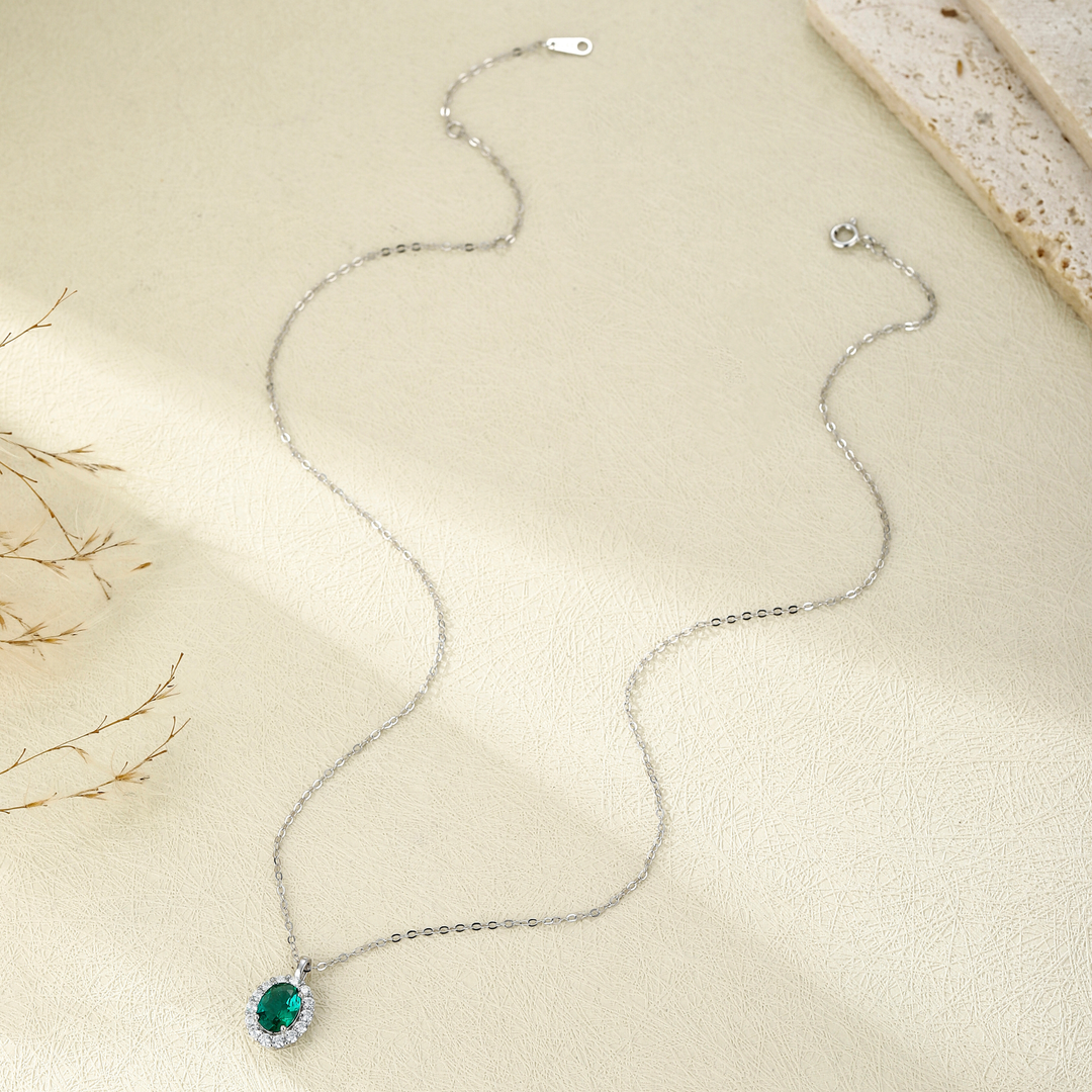 Oval Cut Emerald Necklace